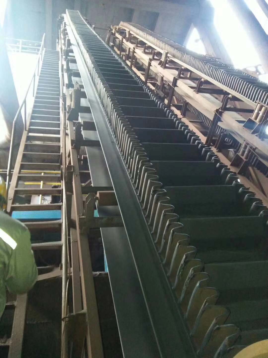 浙江長距離皮帶輸送機怎么安裝